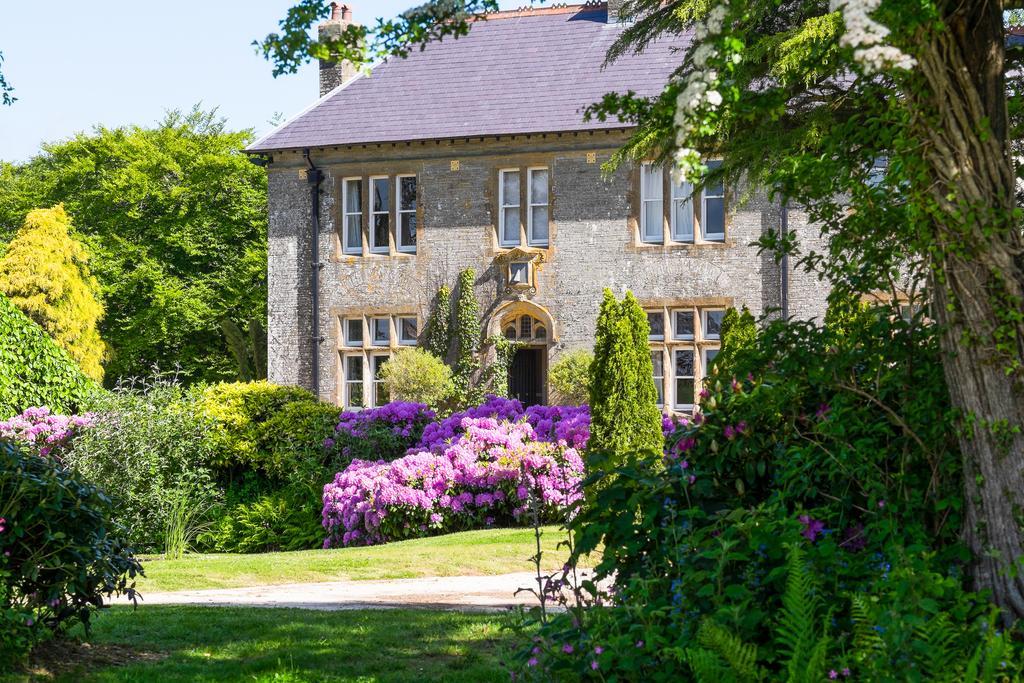 Отель Kentisbury Grange Экстерьер фото